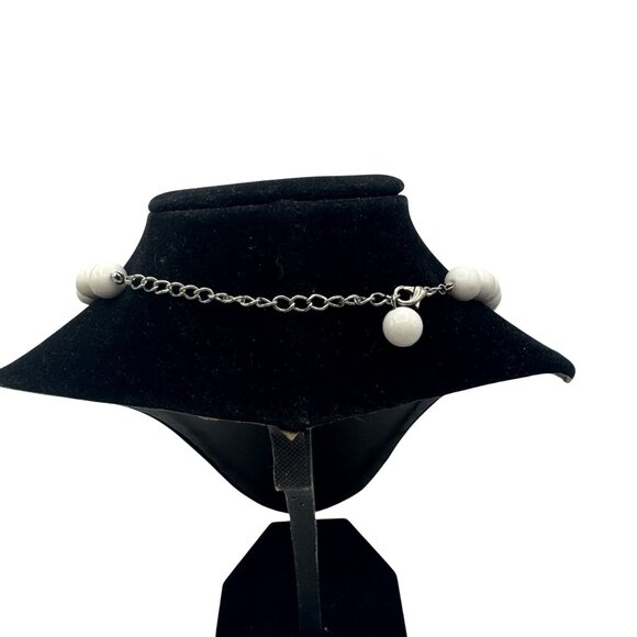 White Beaded Necklace Rhinestone Black Accents Adjustable Clasp Statement Jewelr - Picture 5 of 5